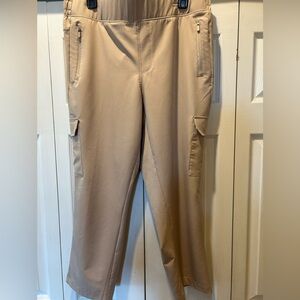 Ladies size XL cargo active pants. Shorter length. Tek Gear brand.